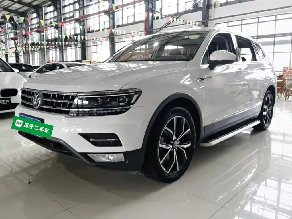 Фото 2 - Volkswagen Tiguan L