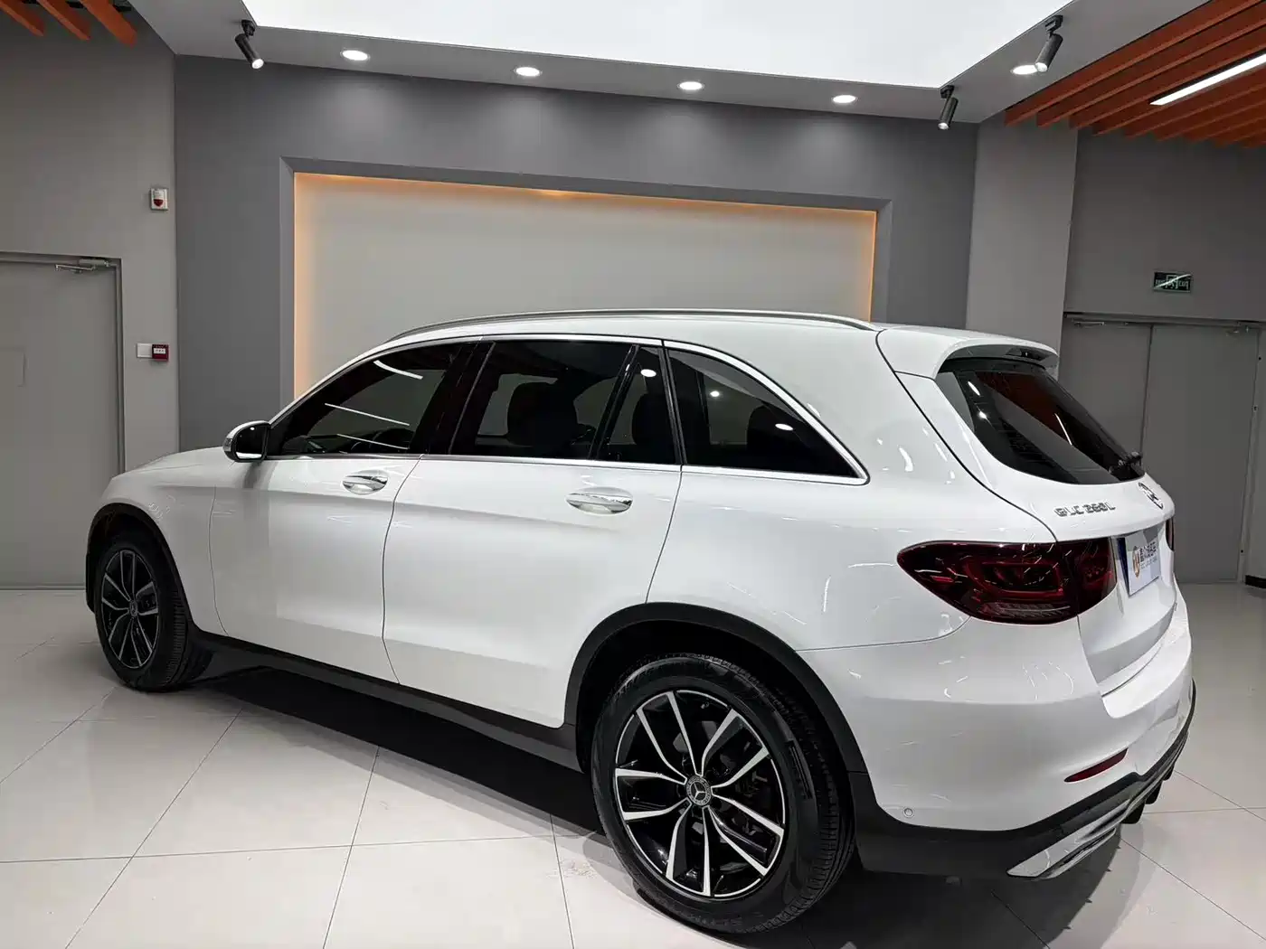 Mercedes-Benz GLC 2020 Facelift GLC 260 L 4MATIC Luxury фото 6
