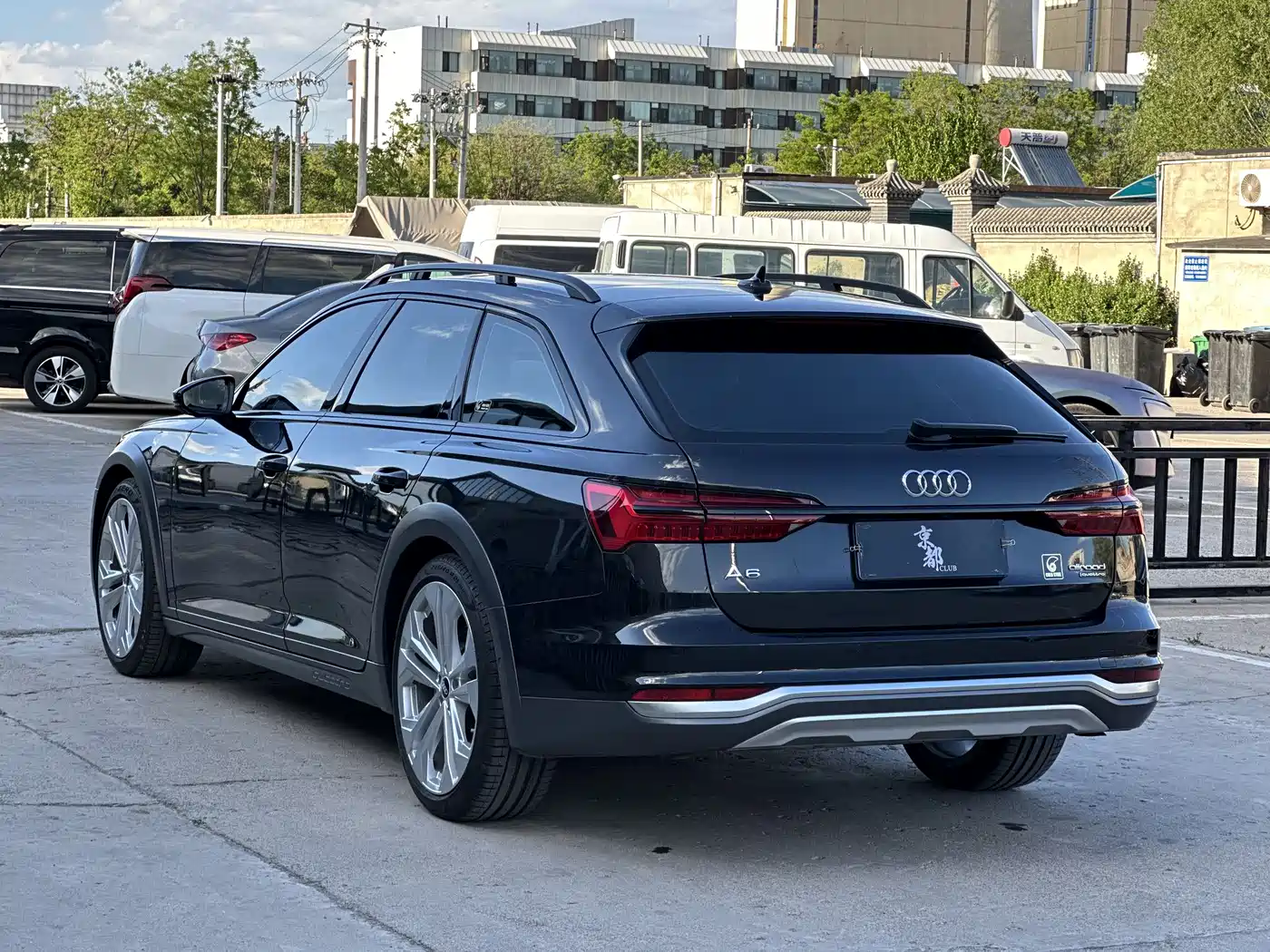 Audi A6 (Import) 2021 allroad quattro Explorer 55 TFSI Premium Off-road фото 4