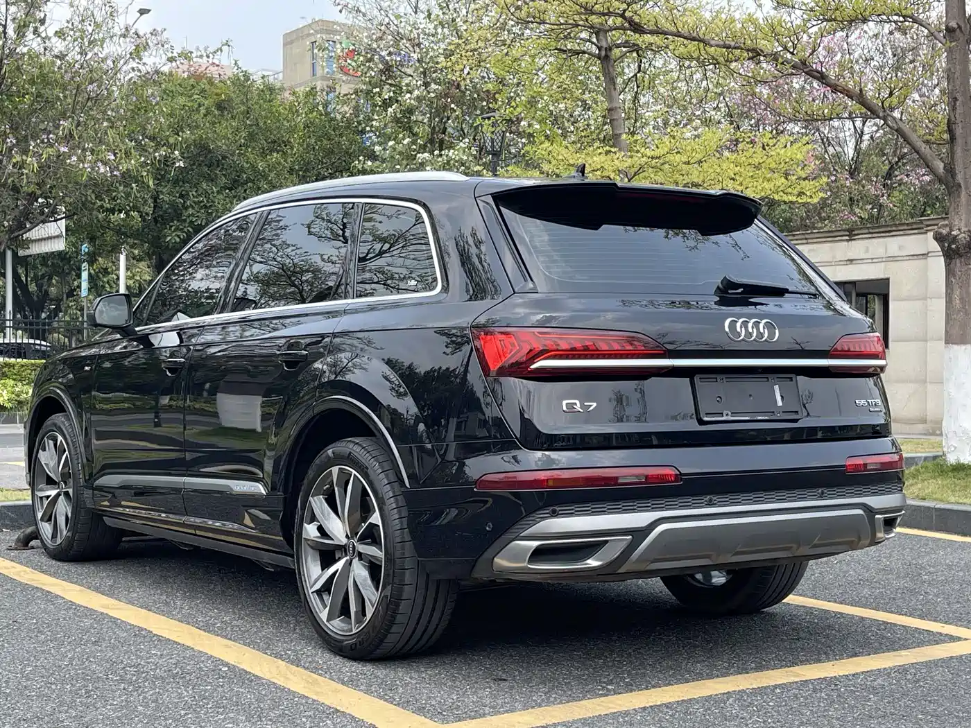 Audi Q7 2021 55 TFSI quattro S line Sport фото 4