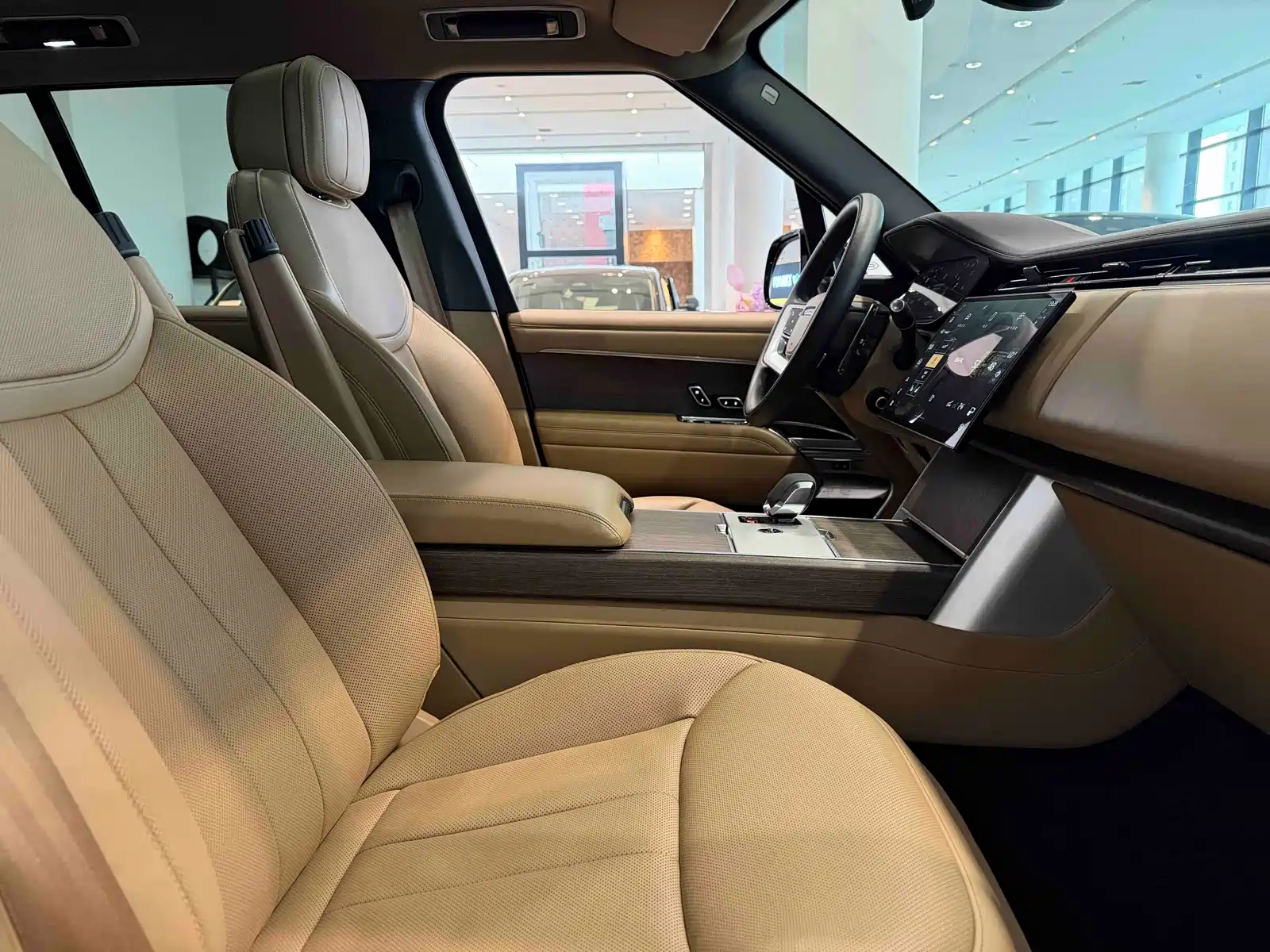 Фото 20 - Land Rover Range Rover