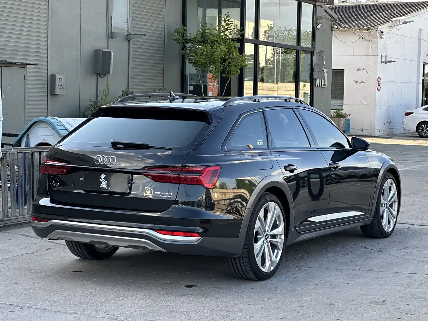 Audi A6 (Import) 2021 allroad quattro Explorer 55 TFSI Premium Off-road фото 6