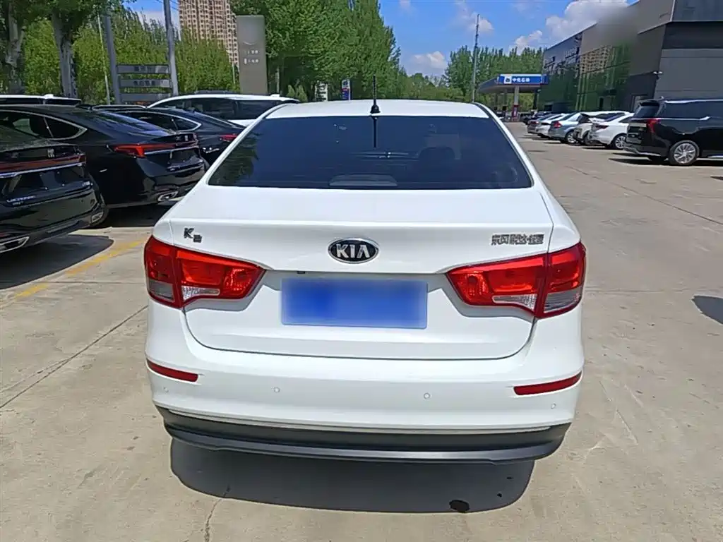 Kia K2 2015 Sedan 1.4L MT GLS фото 6
