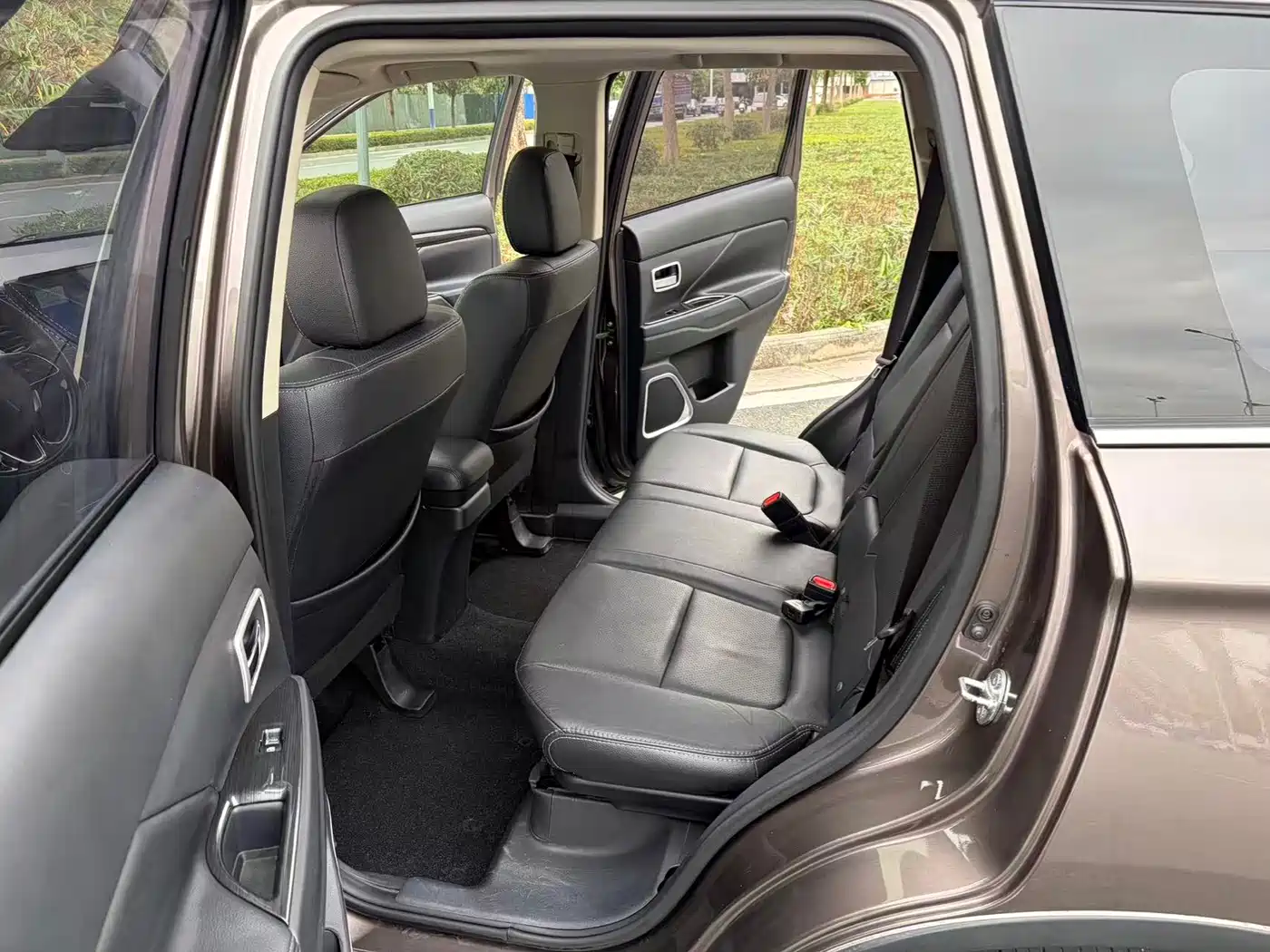 Mitsubishi Outlander 2018 2.4L 4WD Elite Edition 5-seater фото 8
