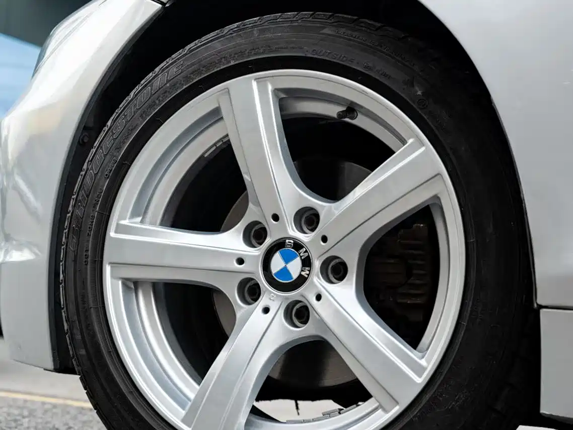 BMW Z4 2013 2009 sDrive23i Premium