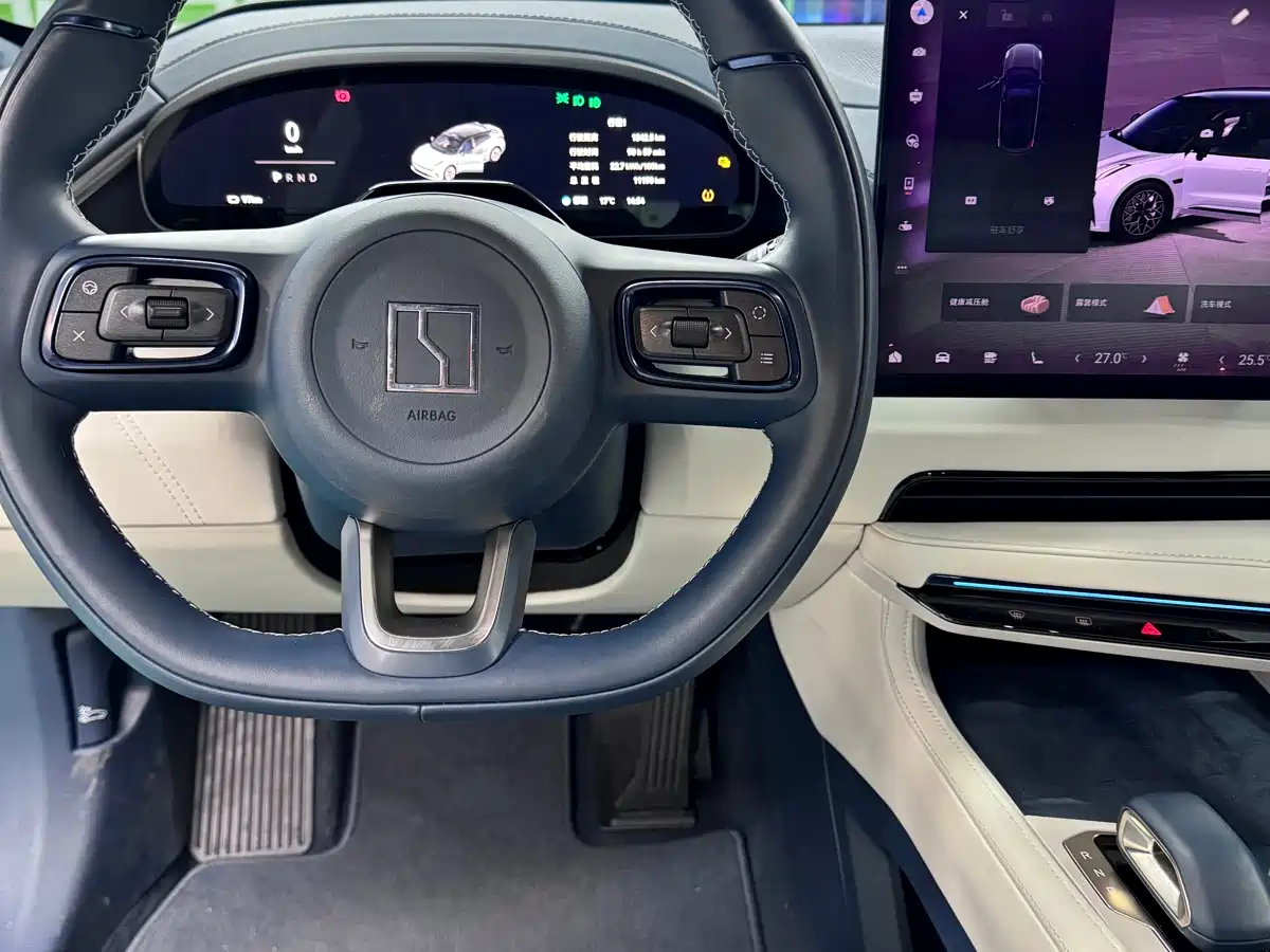 ZEEKR EXTREME KRYPTON 001