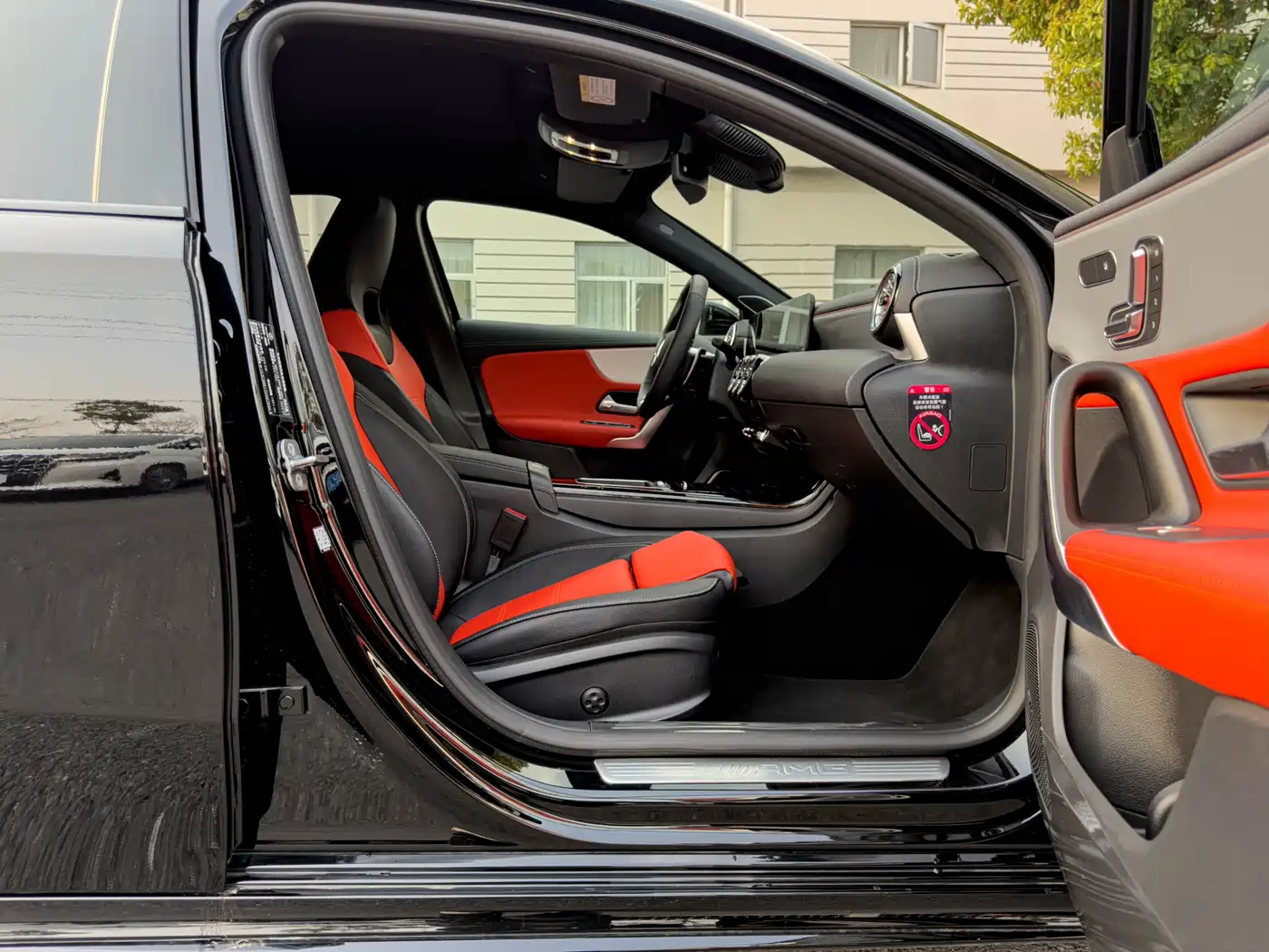 Mercedes-Benz A-Class AMG (Import) 2025 AMG A 35 4MATIC фото 22