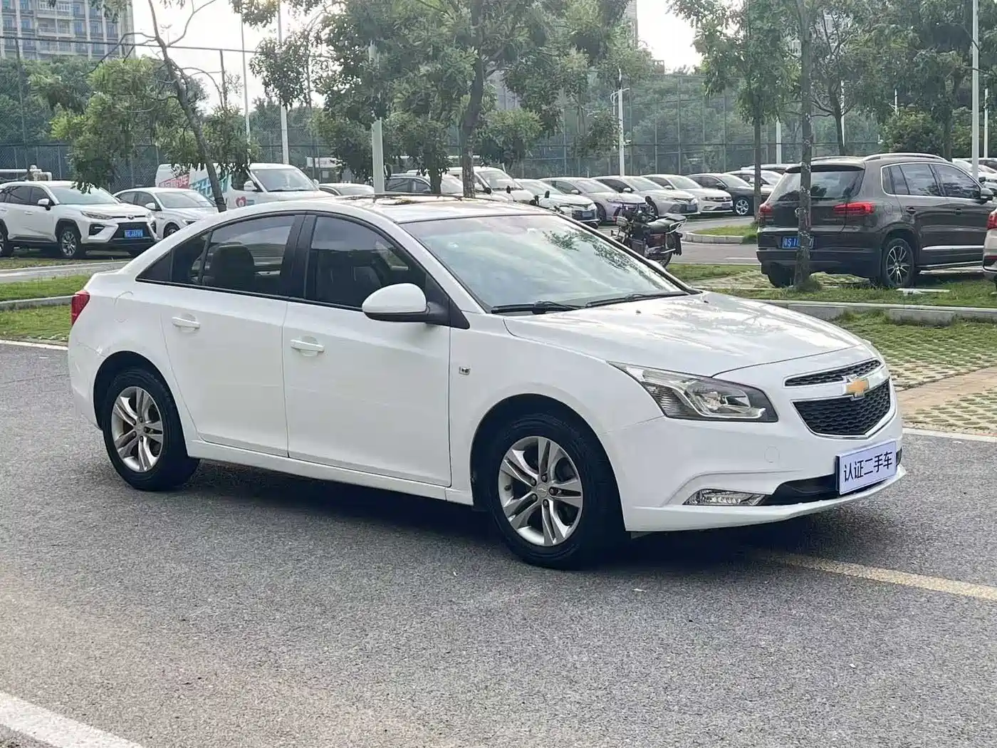 Chevrolet Cruze 2015 1.5L Classic SE AT фото 3