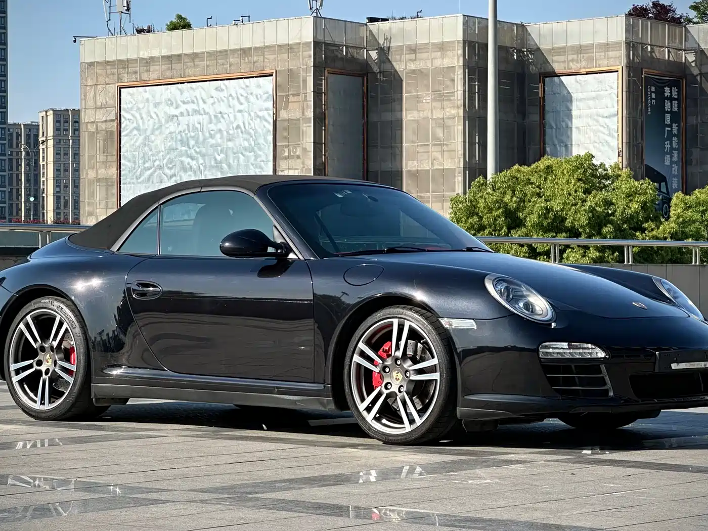 Porsche 911 2010 Carrera 4S Cabriolet 3.8L фото 3