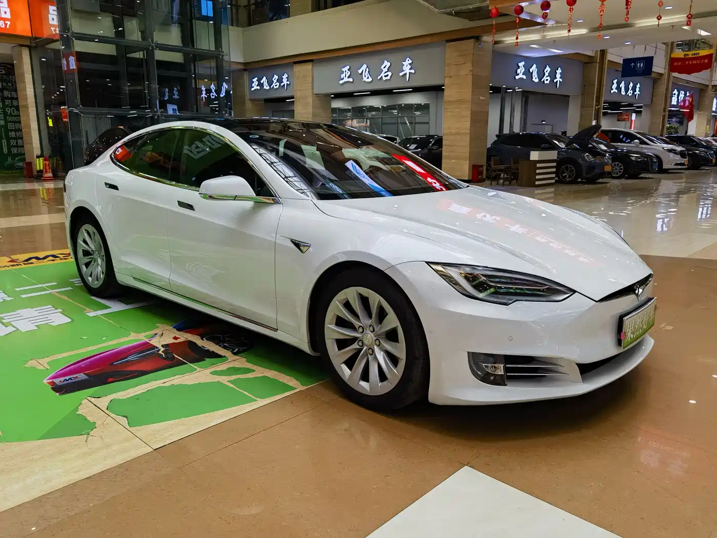 TESLA MODEL S