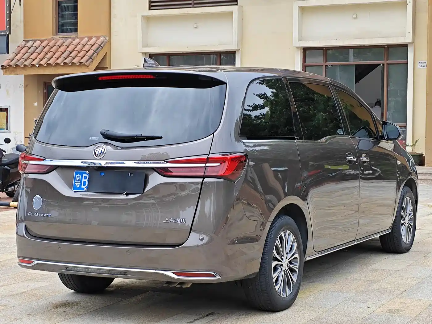 BUICK GL8