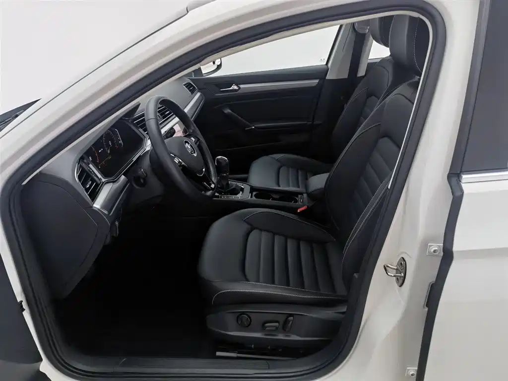 Volkswagen Lamando 2021 Facelift 280TSI DSG Comfort Edition фото 10