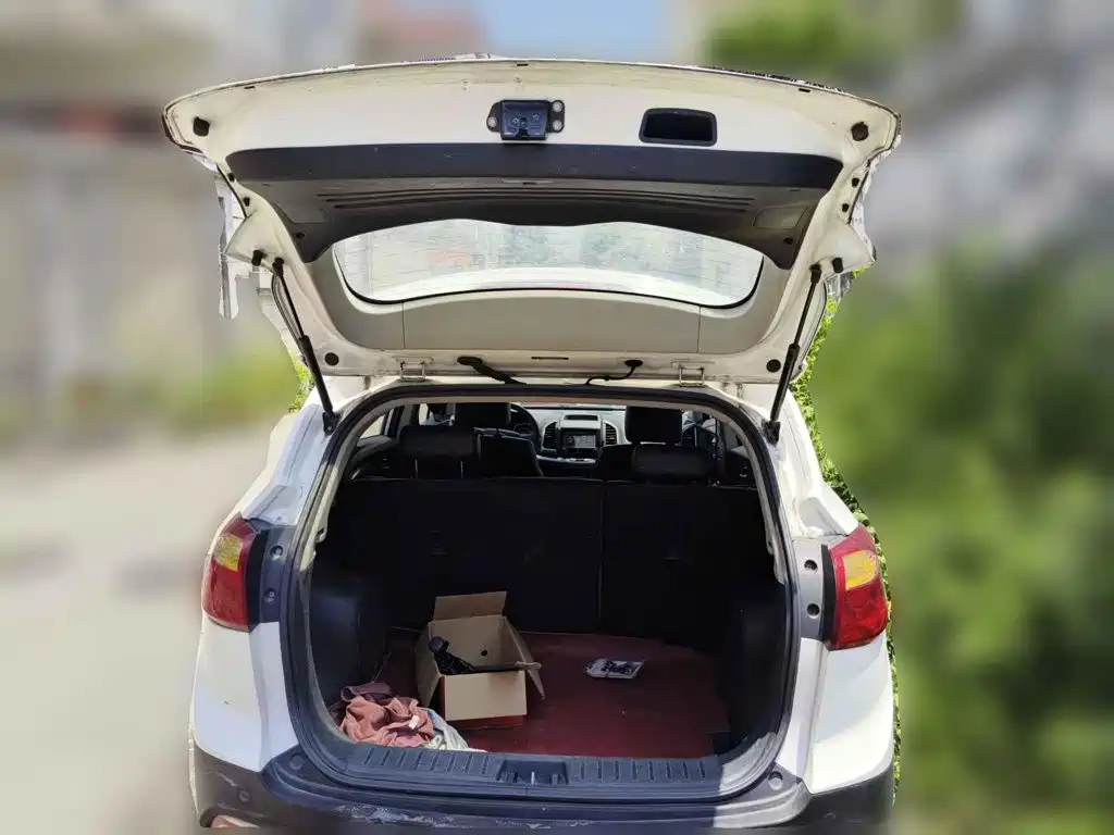 JAC Refine S3 2014 2014 1.5L CVT Luxury Smart