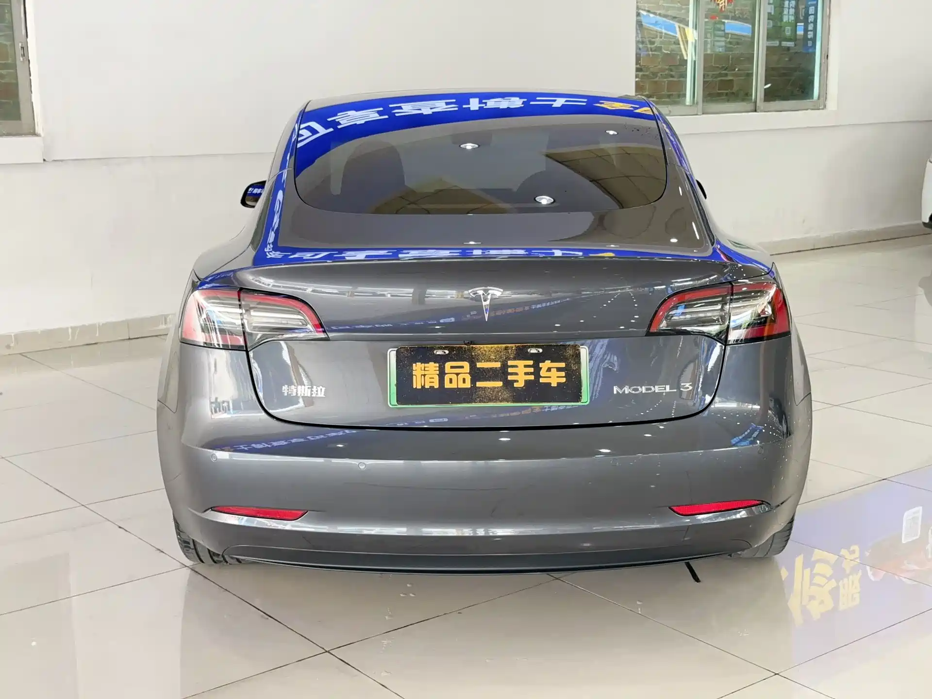 Фото 5 - Tesla Model 3