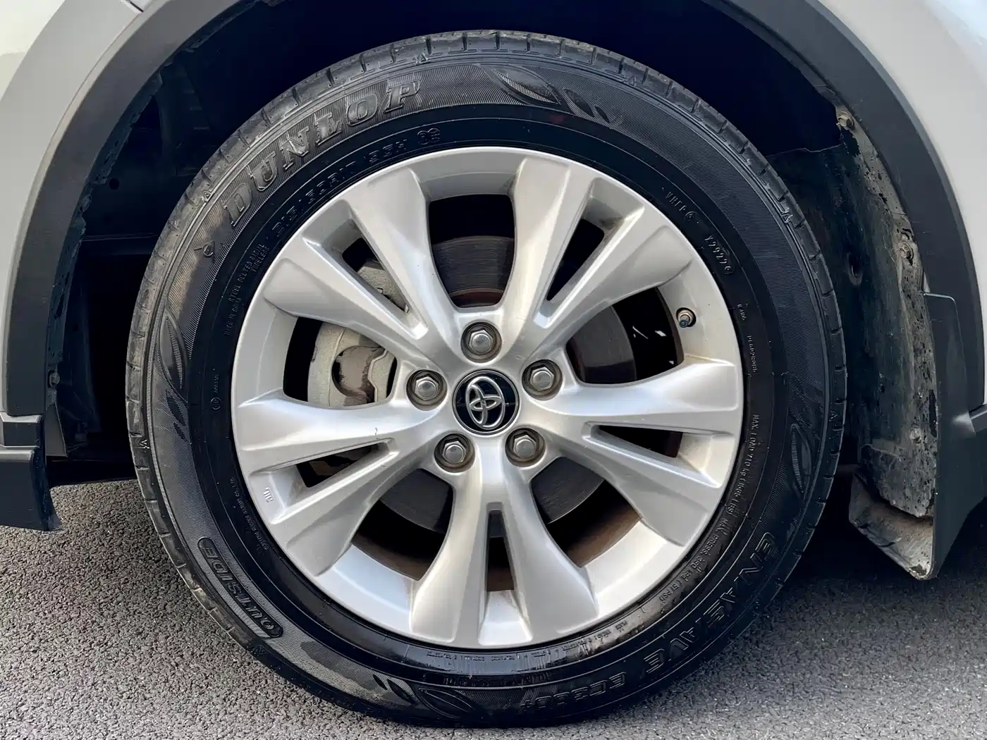 Toyota IZOA 2023 2.0L Yi-Xiang Edition фото 5