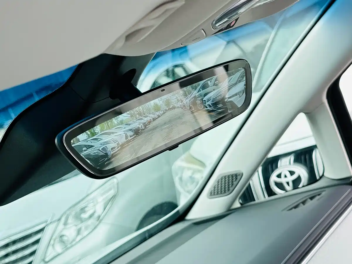 BUICK GL8 NEW ENERGY