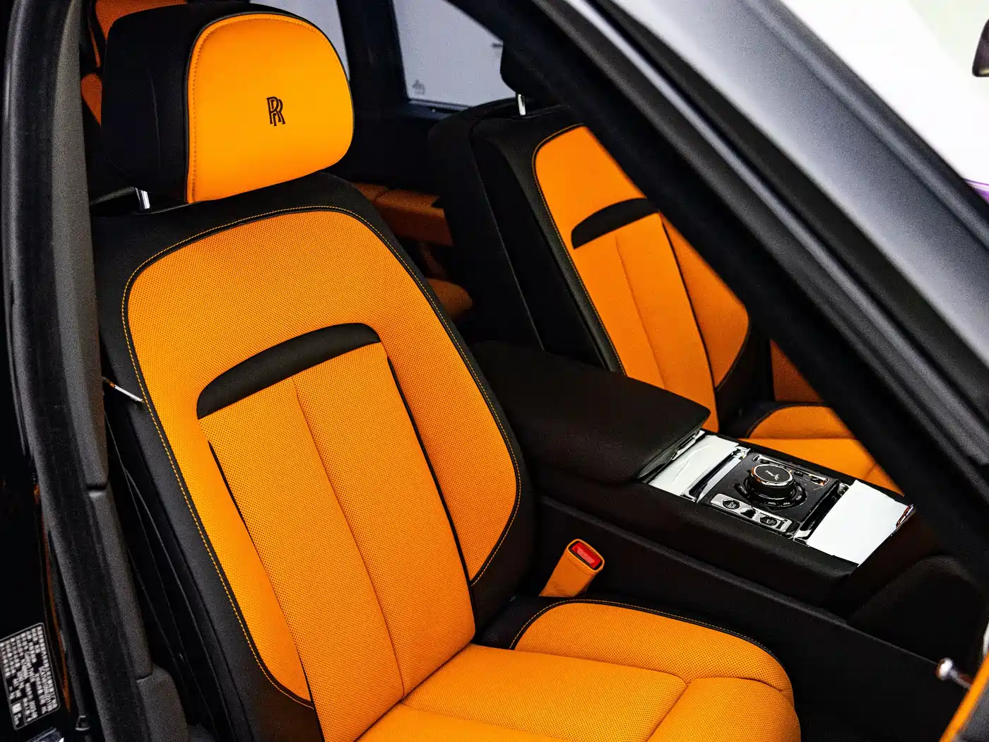 Rolls-Royce Cullinan 2026 2024 Black Badge