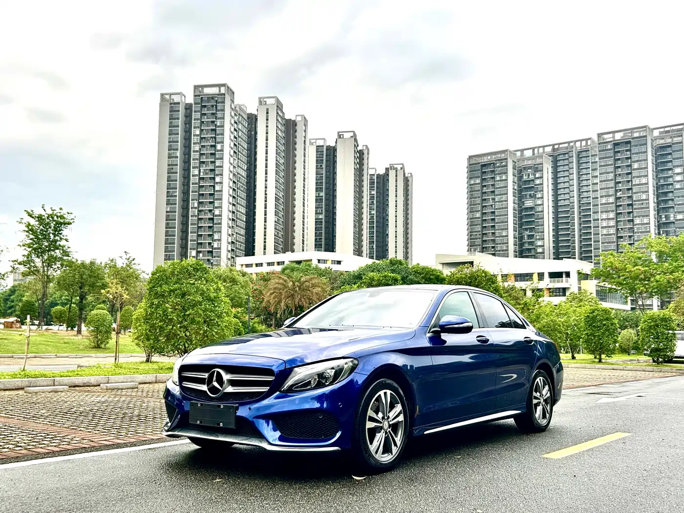 Mercedes-Benz C-Class 2017 C 200 L Sport фото 2