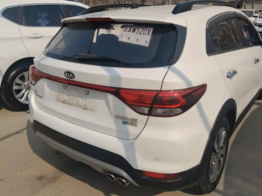 KIA KX CROSS