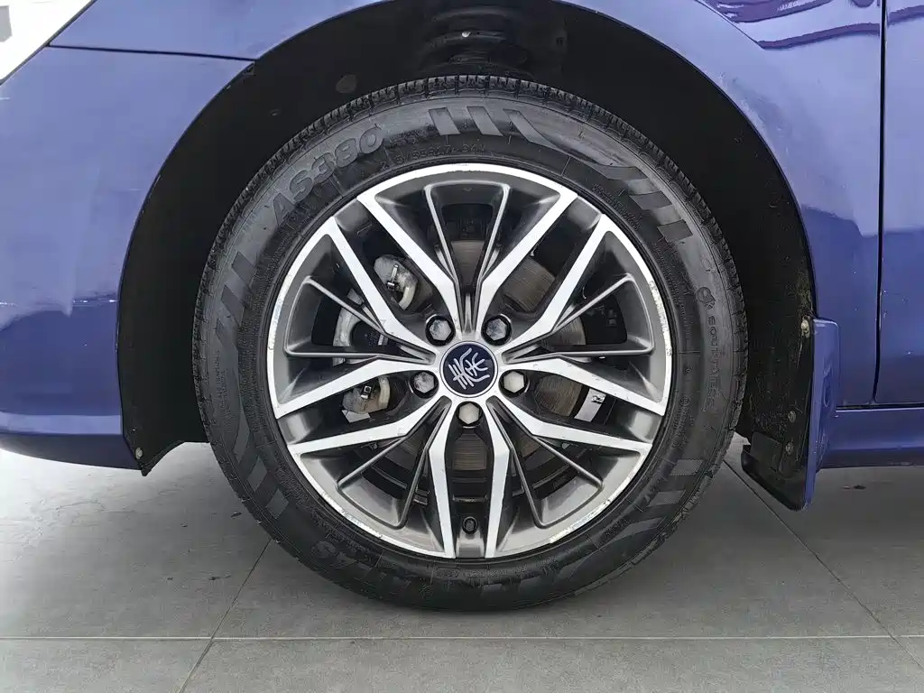 Фото 17 - BYD Qin PLUS