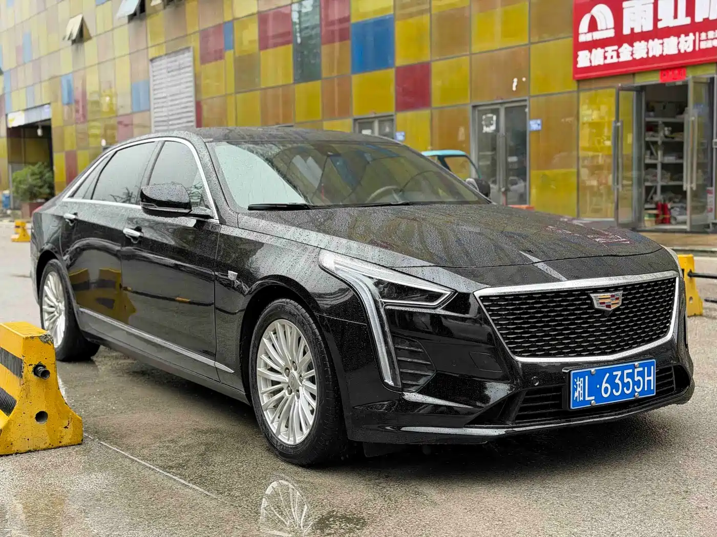 Photo 3 - Cadillac CT6
