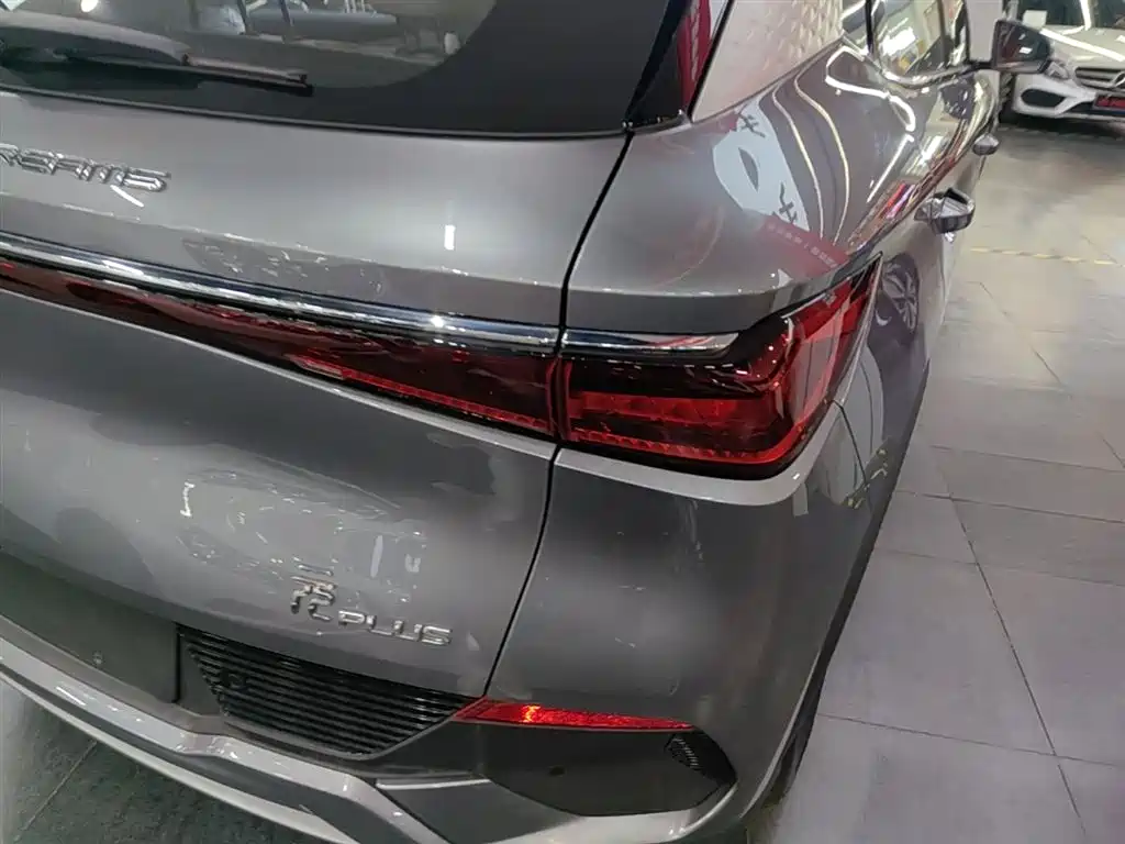 BYD Yuan PLUS 2024 Glory Edition 510KM Leading фото 8