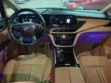 Фото 10 - Buick GL8
