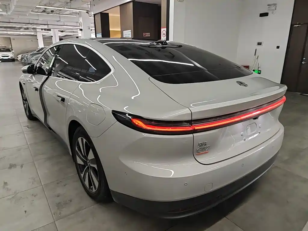 NIO ET7 2024 2023 75kWh
