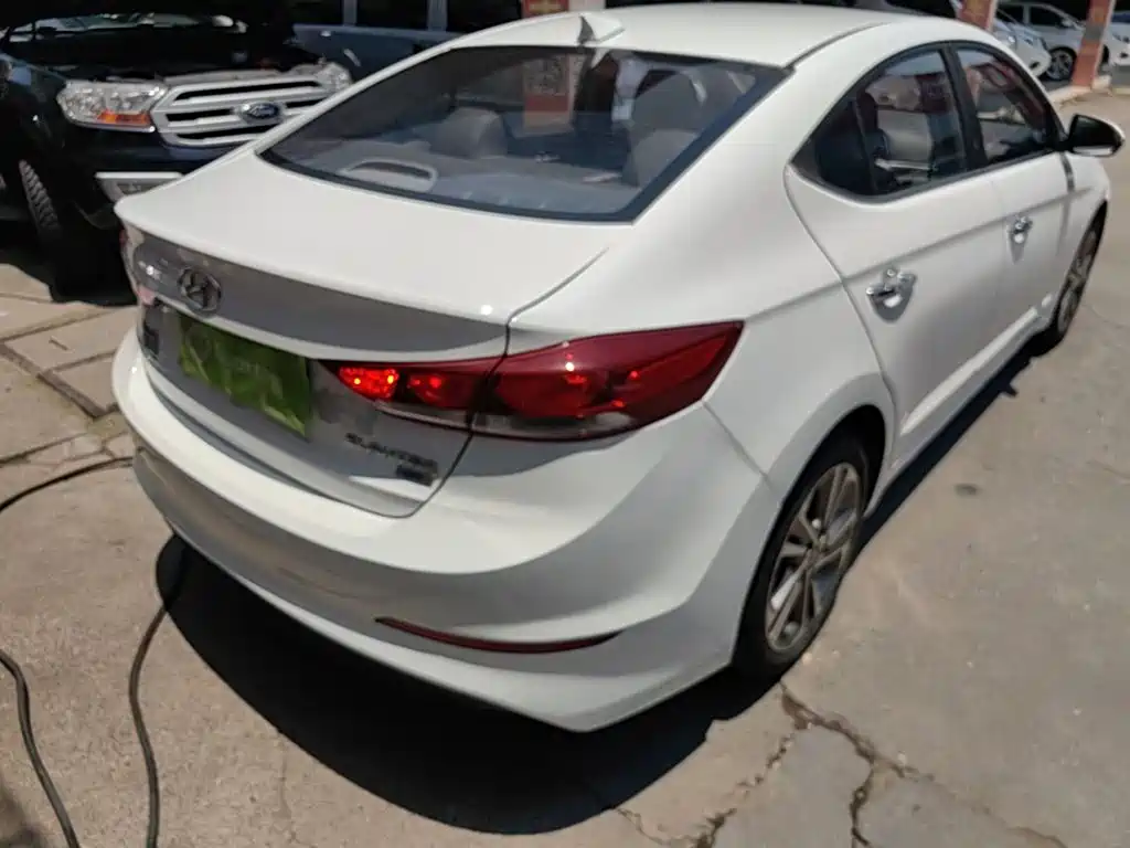 HYUNDAI LEAD