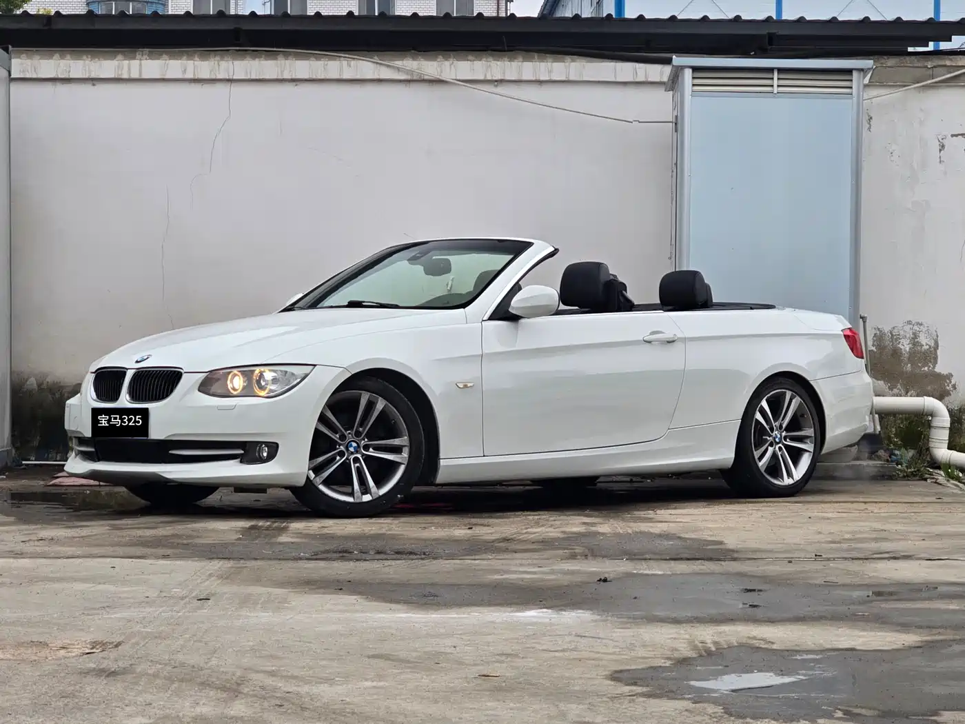 BMW 3 Series (Import) 2011 325i Convertible Coupe фото 4