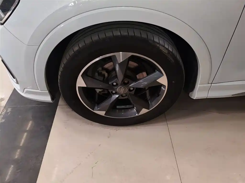 Audi Q3 2019 35 TFSI Fashion Sport фото 23