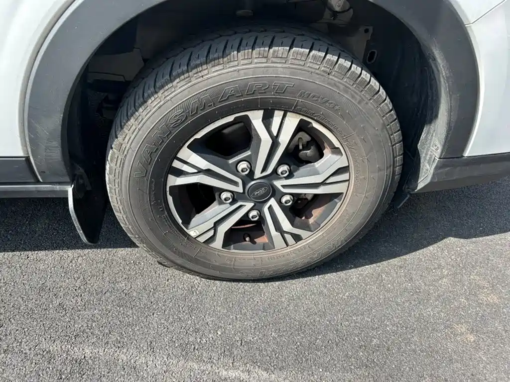 Фото 12 - Ford E Transit