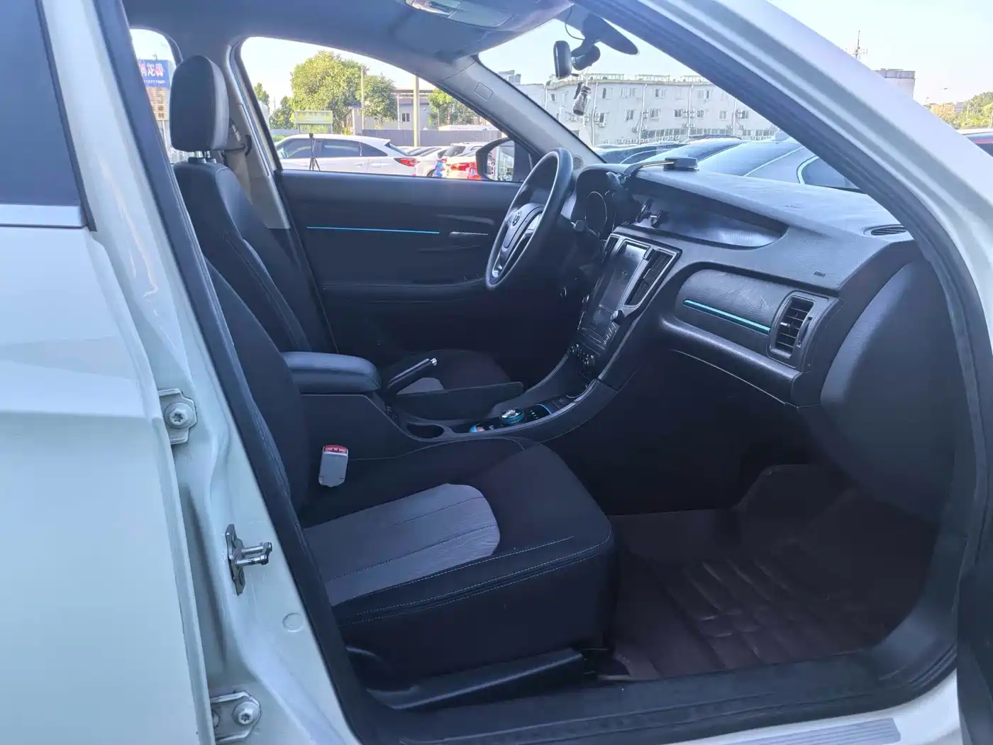 BAIC New Energy BAIC EU Series 2018 2018 EU Quick-Swap Letu Edition