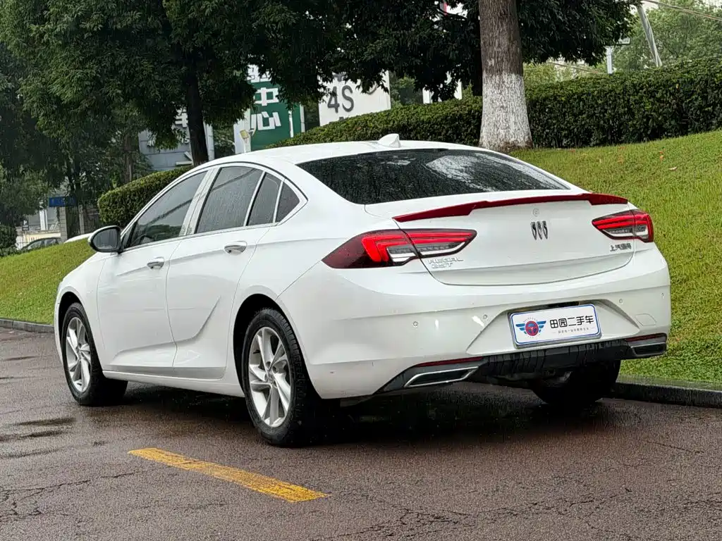 صورة 4 - Buick Regal