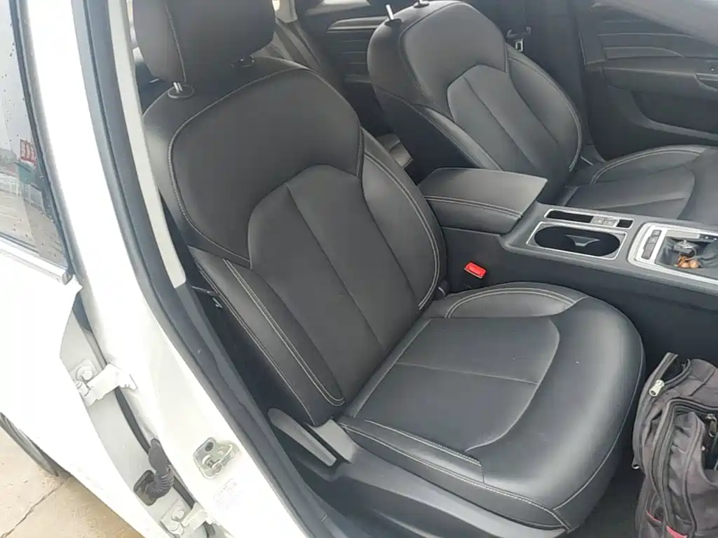 Фото 25 - Roewe i6