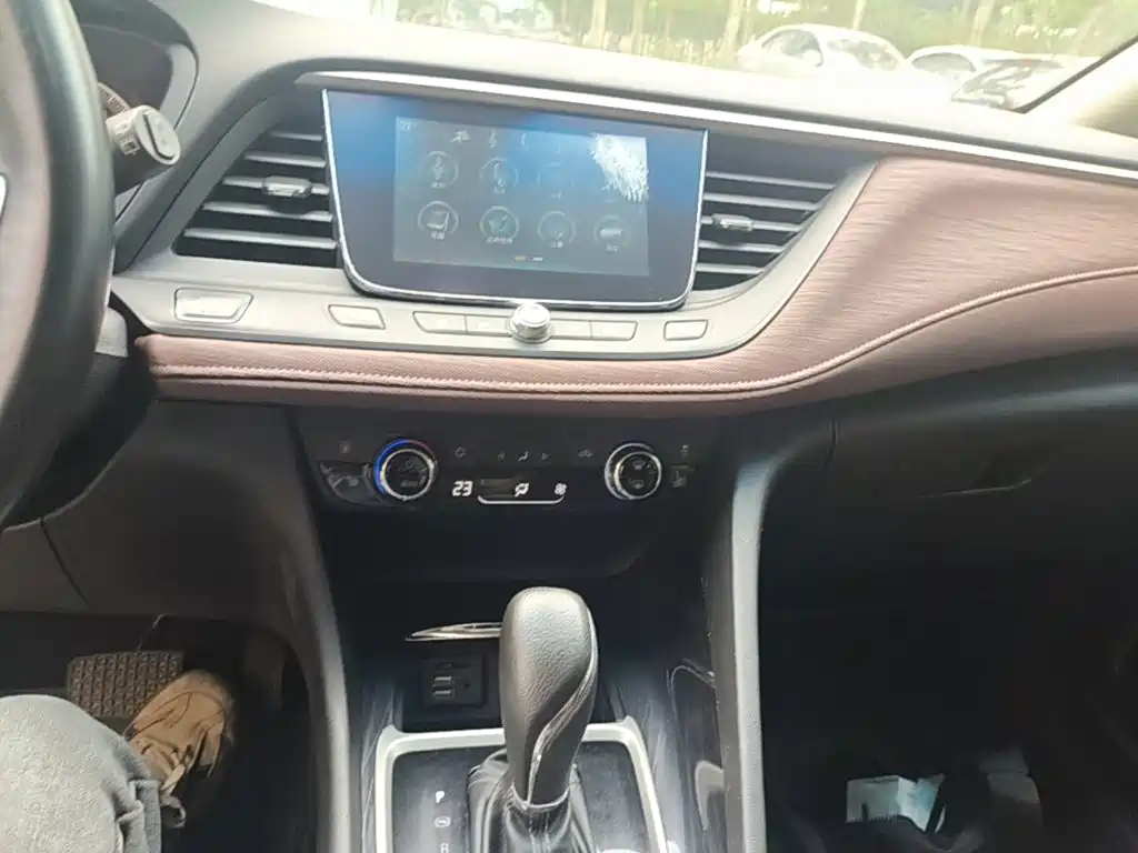 Buick GL6 2018 2018 18T 6-Seater Luxury