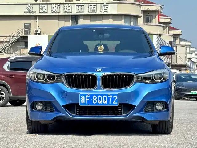 BMW 3 Series GT 2020 320i M Sport Package