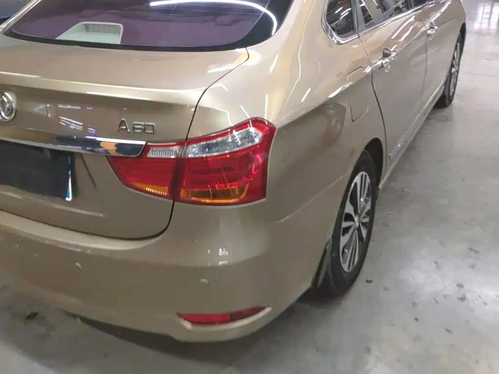 Dongfeng Aeolus Dongfeng Fengshen A60 2016 2016 1.6L Automatic Luxury