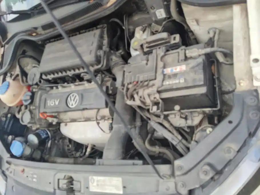 صورة 10 - Volkswagen Polo