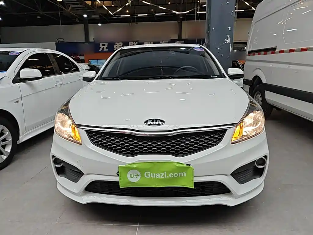 Фото 3 - Kia K2