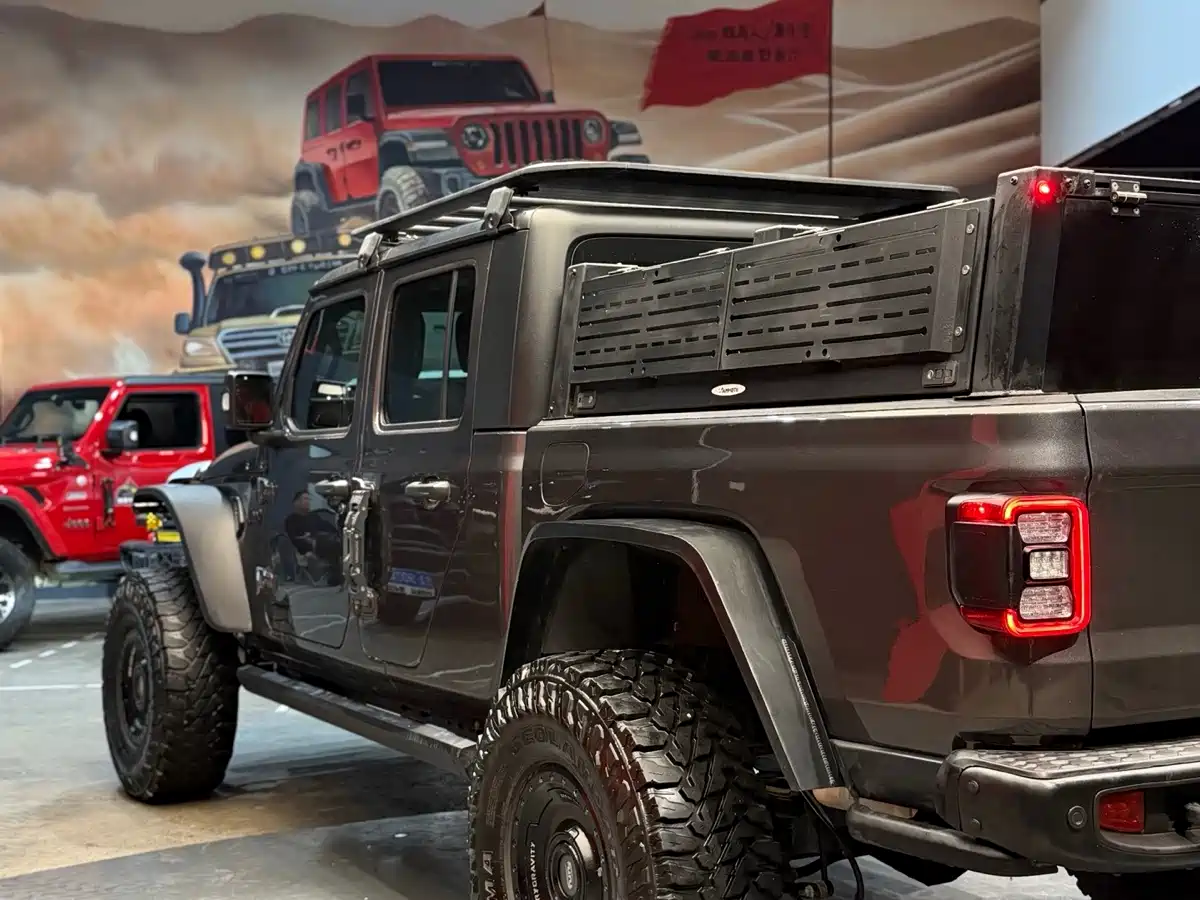 Jeep Gladiator 2023 2022 3.6L Pioneer Edition
