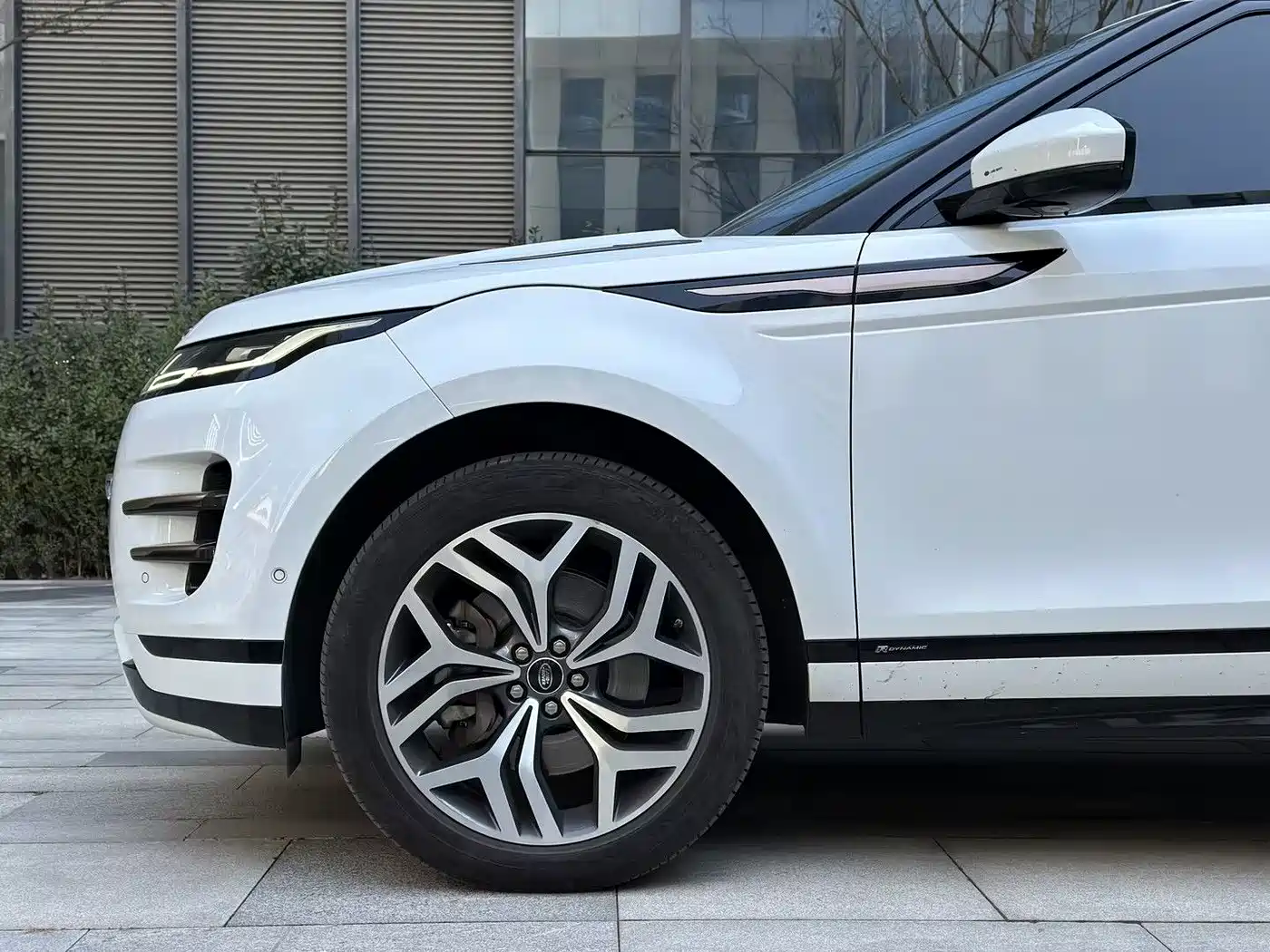 Land Rover Range Rover Evoque 2020 249PS R-DYNAMIC S Sport Edition фото 6
