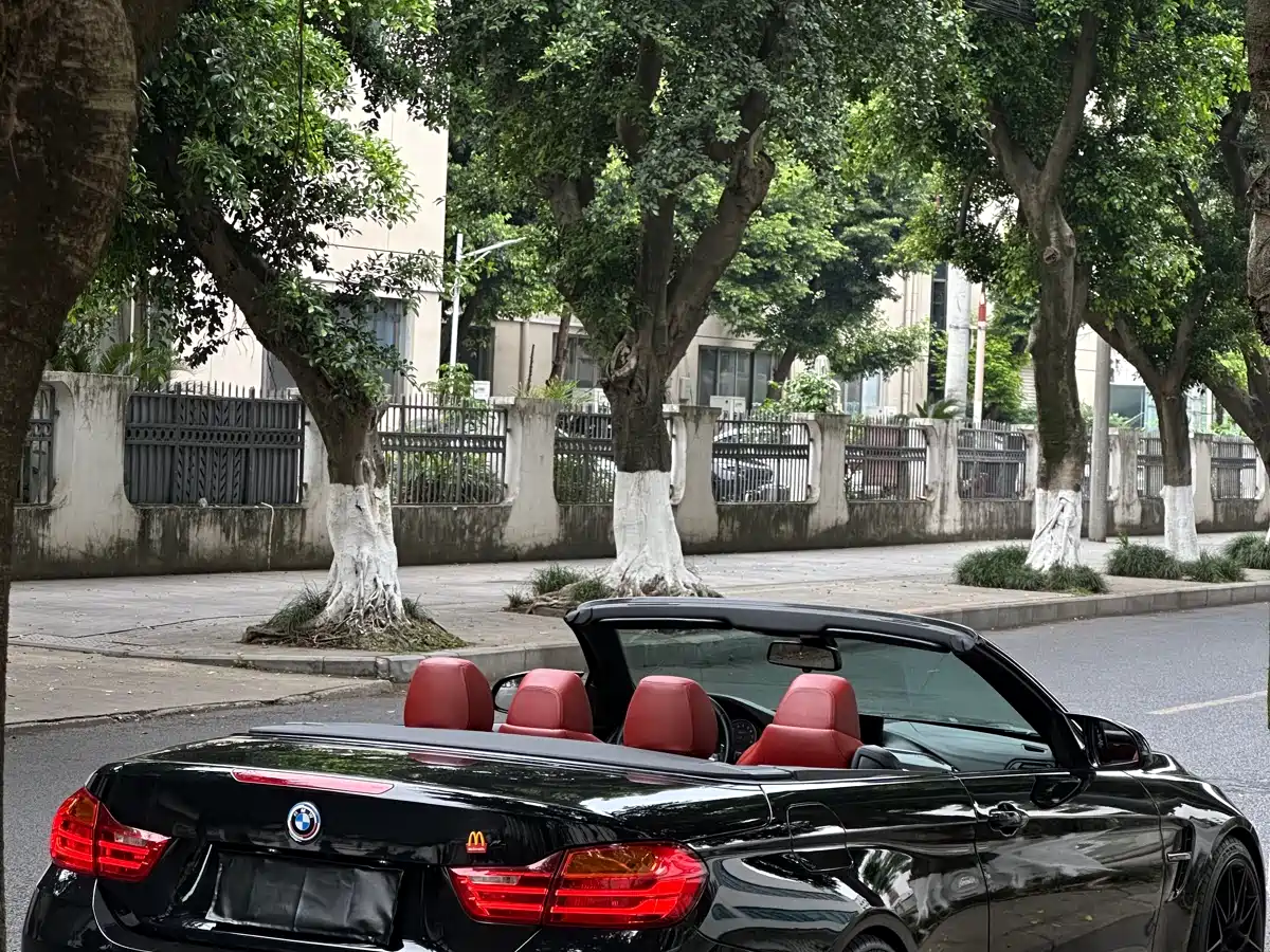BMW M4 2014 M4 Convertible Coupe фото 16