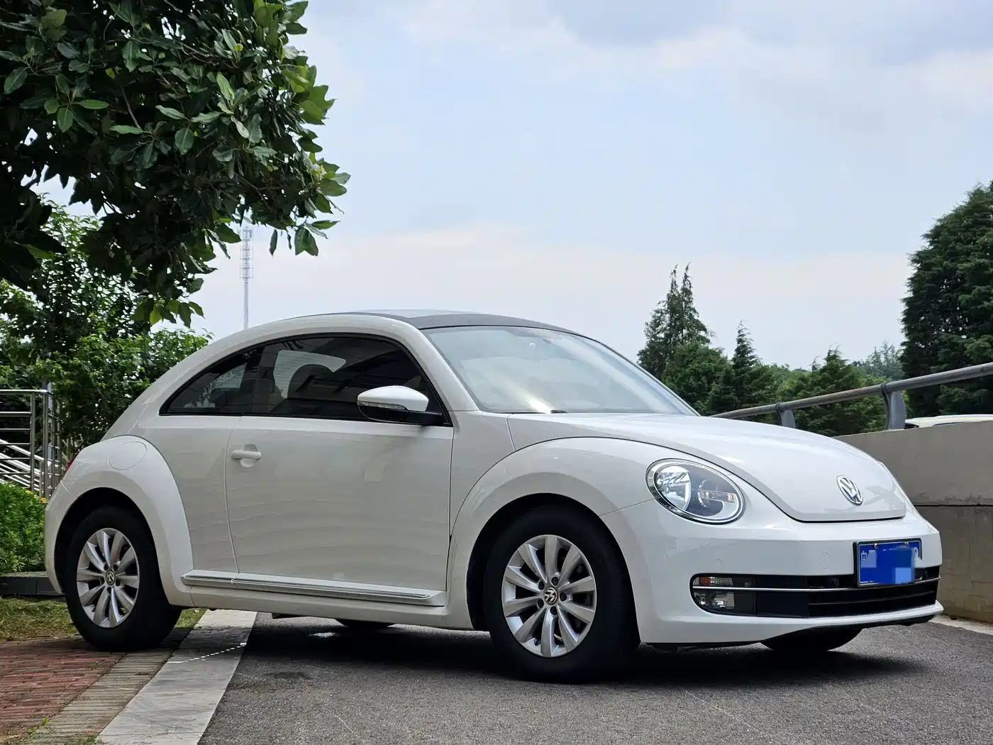 Volkswagen Beetle 2014 1.2TSI Comfort Edition фото 3
