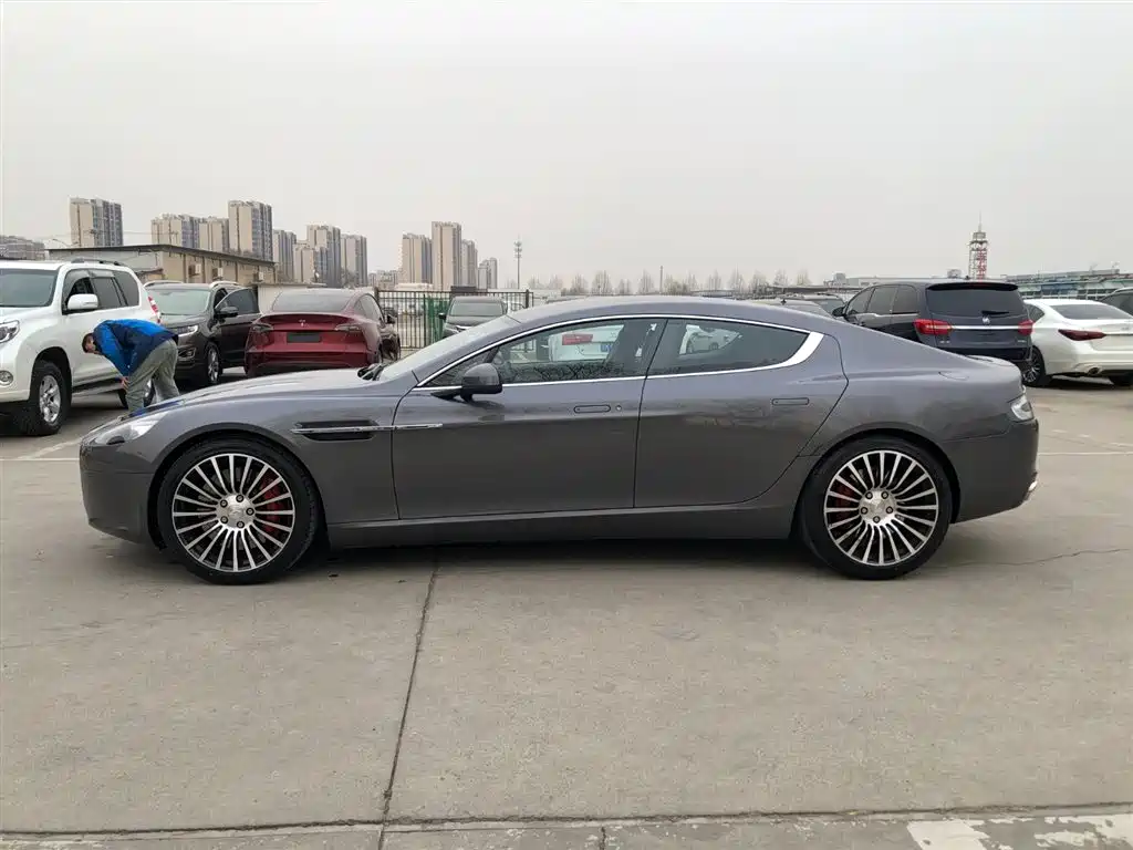Aston Martin Rapide 2018 2010 6.0L