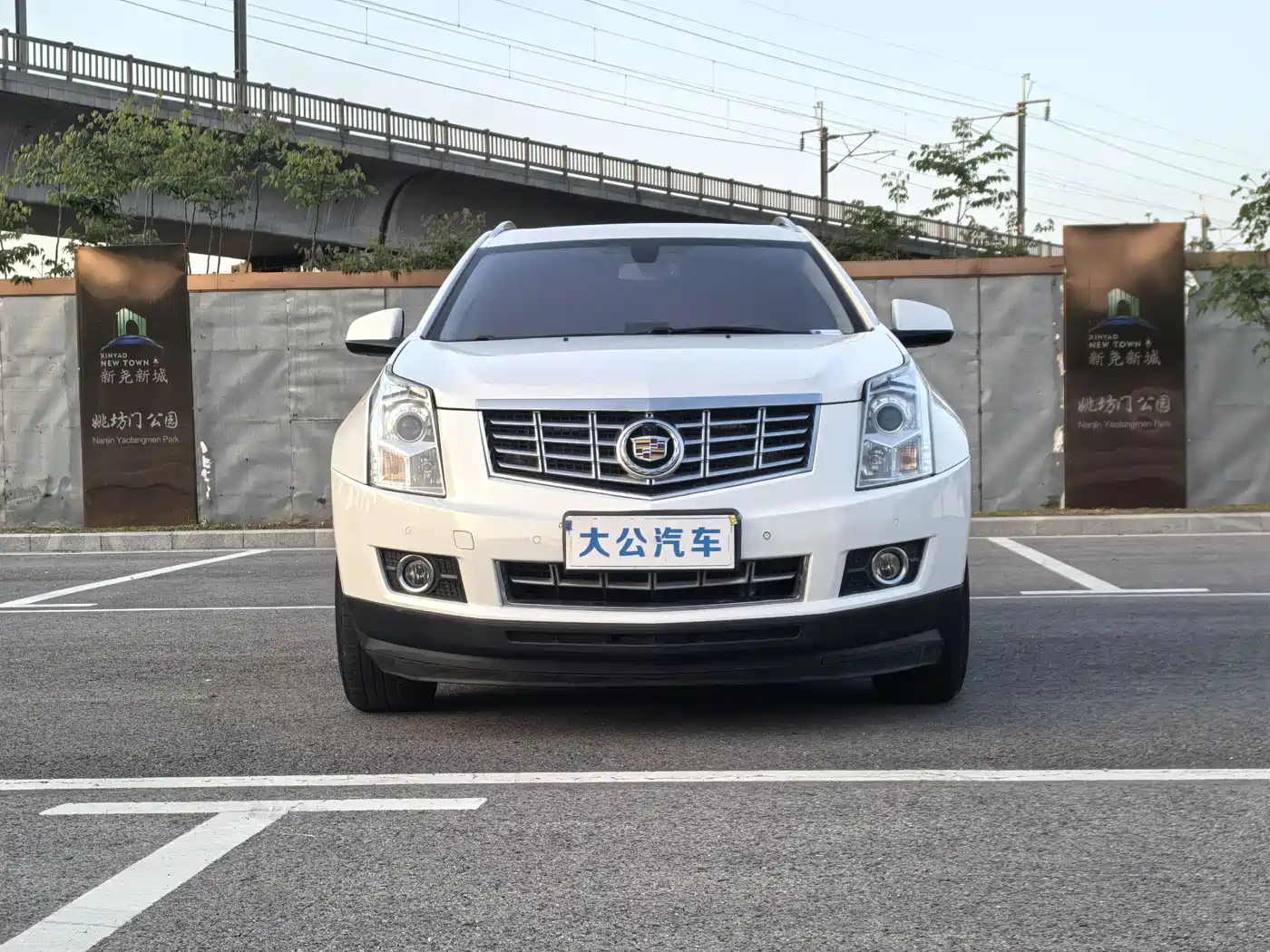 Cadillac SRX 2015 3.0L Elite фото 2
