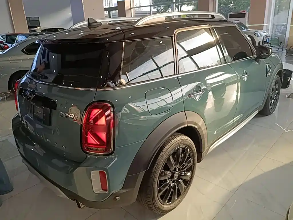 Photo 7 - MINI COUNTRYMAN