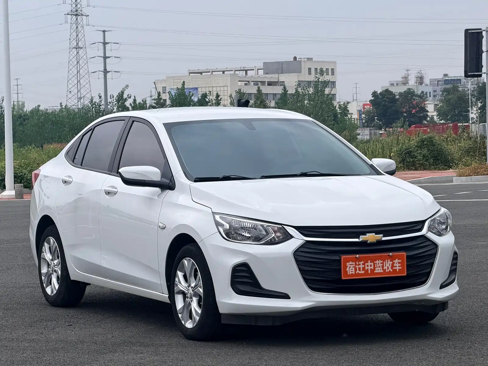 Photo 3 - Chevrolet Cavalier