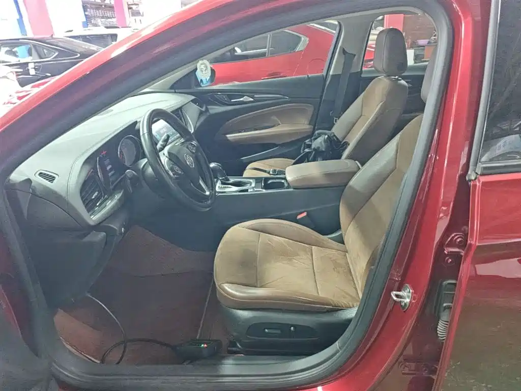 Buick Regal 2017 20T Elite Type фото 15