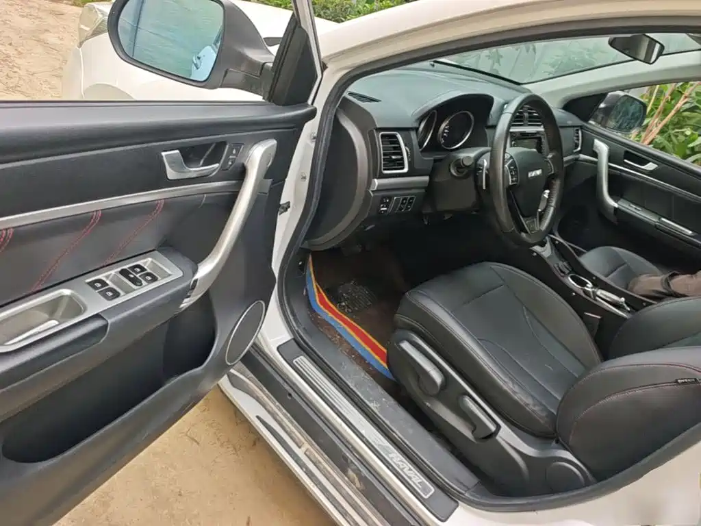 Фото 16 - Haval M6